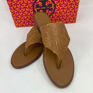 New Tory Burch Tan Jamie Logo Thong Sandal